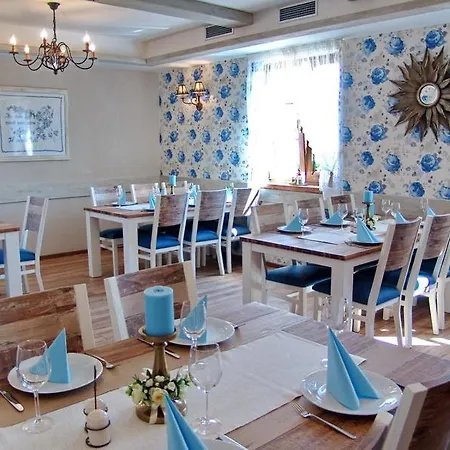 Grobsky Dvor Πανσιόν 3*