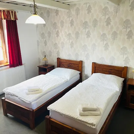 Grobsky Dvor 3* Slovensky Grob