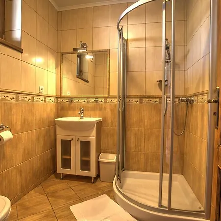 Grobsky Dvor Slovensky Grob