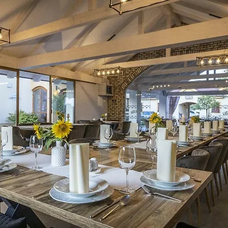 Grobsky Dvor 3* Slovensky Grob