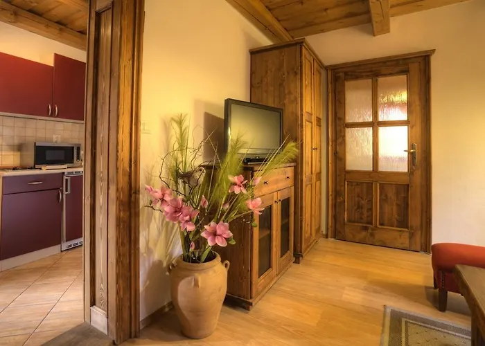 게스트하우스 Grobsky Dvor 3*